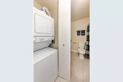 [Address not provided], Chicago, IL 60611 - Photo 7