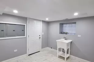 [Address not provided], Maywood, IL 60153 - Photo 23