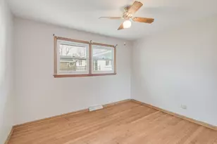 6743 W 89th Pl, Oak Lawn, IL 60453 - Photo 21