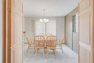 6743 W 89th Pl, Oak Lawn, IL 60453 - Photo 13