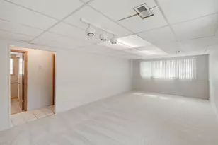 6743 W 89th Pl, Oak Lawn, IL 60453 - Photo 15