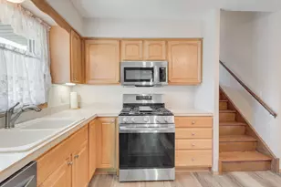 6743 W 89th Pl, Oak Lawn, IL 60453 - Photo 11