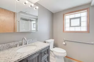 6743 W 89th Pl, Oak Lawn, IL 60453 - Photo 17