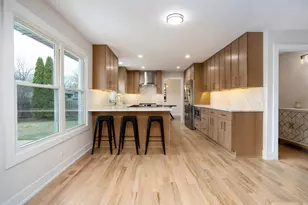 530 Cumberland Trail, Elgin, IL 60123 - Photo 13