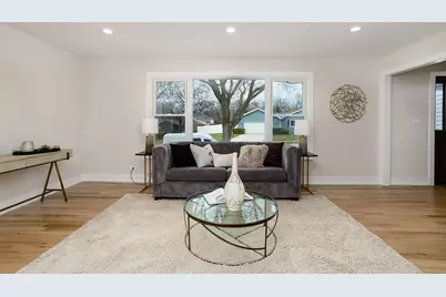 530 Cumberland Trail, Elgin, IL 60123 - Photo 7