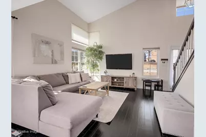 210 Stoneybrook Lane, Bloomingdale, IL 60108 - Photo 5