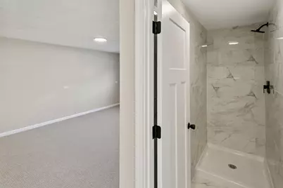 14129 S Hoxie Avenue, Burnham, IL 60633 - Photo 13