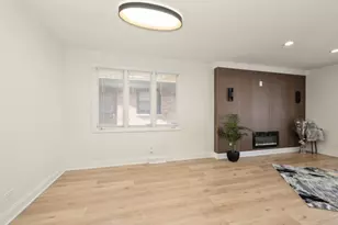 505 E 146th St, Dolton, IL 60419 - Photo 7