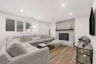 5731 Doe Cir, Westmont, IL 60559 - Photo 15