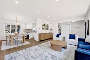 5731 Doe Cir, Westmont, IL 60559 - Photo 7