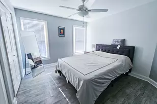 170 Inverness Ct, Elk Grove Village, IL 60007 - Photo 11