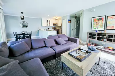 170 Inverness Court #1, Elk Grove Village, IL 60007 - Photo 3