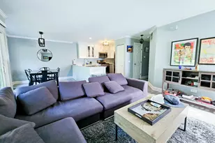 170 Inverness Ct, Elk Grove Village, IL 60007 - Photo 3