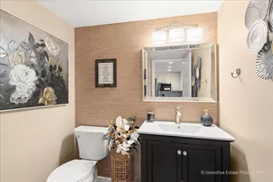 884 Bristol Dr, Barrington, IL 60010 - Photo 9