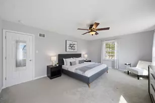 402 Locust Pl, Deerfield, IL 60015 - Photo 15