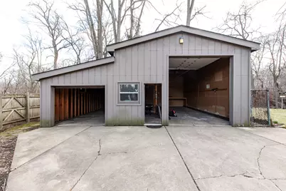 9743 W 16th Street, Zion, IL 60099 - Photo 35