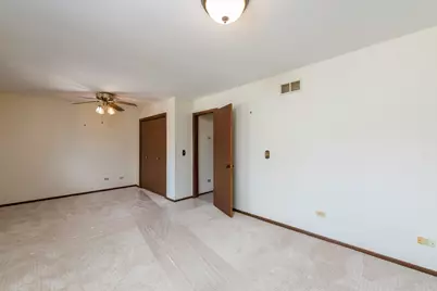 9743 W 16th Street, Zion, IL 60099 - Photo 13