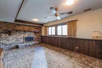 9743 W 16th Street, Zion, IL 60099 - Photo 21