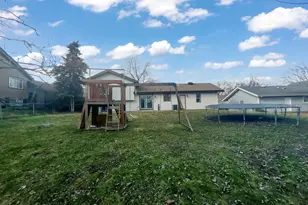 5505 W Shore Dr, McHenry, IL 60050 - Photo 19