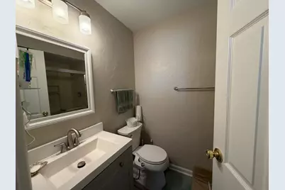 2 Villa Verde Drive #201, Buffalo Grove, IL 60089 - Photo 11