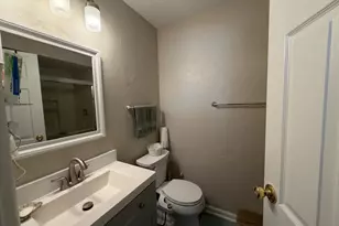 2 Villa Verde Dr, Buffalo Grove, IL 60089 - Photo 9