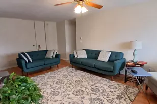 2 Villa Verde Dr, Buffalo Grove, IL 60089 - Photo 3