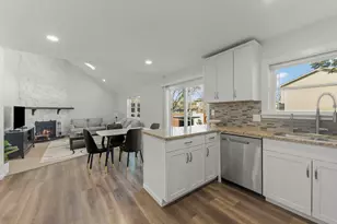 1301 Peshtigo Ave, Naperville, IL 60564 - Photo 5