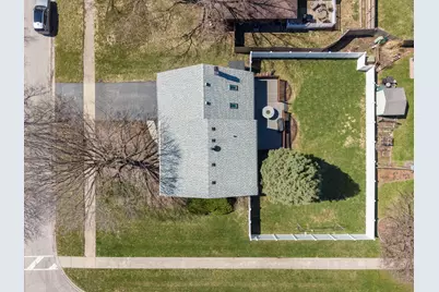 1301 Peshtigo Avenue, Naperville, IL 60564 - Photo 27