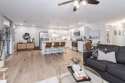 606 Carol Court #B-2, Pontiac, IL 61764 - Photo 7