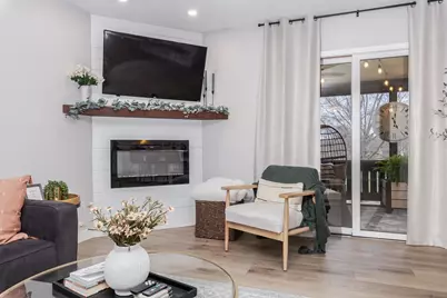 606 Carol Court #B-2, Pontiac, IL 61764 - Photo 5