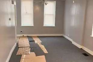 10501 S Corliss Ave, Chicago, IL 60628 - Photo 23