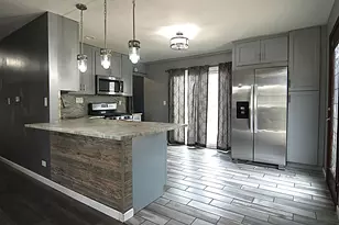 844 Tamms Ln, Bolingbrook, IL 60440 - Photo 3