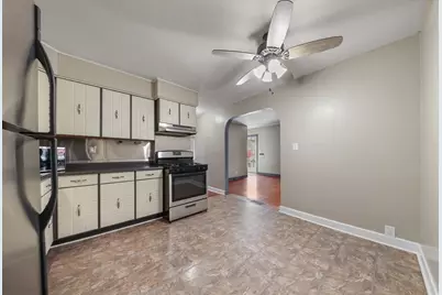 1428 Pickwick Street, Ottawa, IL 61350 - Photo 9