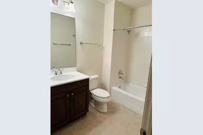 801 Village Center Drive #204, Burr Ridge, IL 60527 - Photo 9