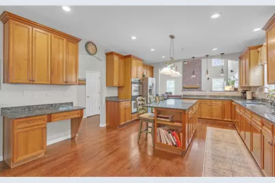 28309 W Savannah Trail, Lake Barrington, IL 60010 - Photo 11