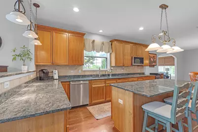 28309 W Savannah Trail, Lake Barrington, IL 60010 - Photo 9
