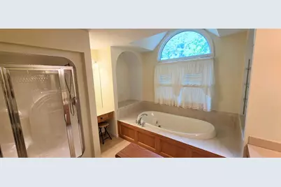 4958 Northridge Drive, Saint Anne, IL 60964 - Photo 9