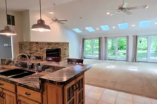 4958 Northridge Dr, Saint Anne, IL 60964 - Photo 3