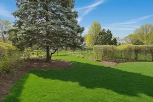 1554 Chickasaw Dr, Naperville, IL 60563 - Photo 5