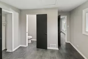 9139 Robinson Ave, Franklin Park, IL 60131 - Photo 15