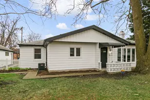 9139 Robinson Ave, Franklin Park, IL 60131 - Photo 1
