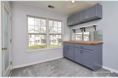 1244 N Red Oak Circle #3, Round Lake Beach, IL 60073 - Photo 5