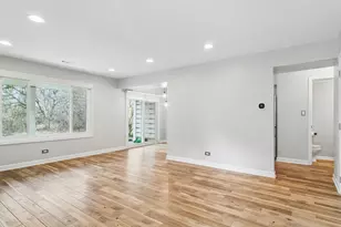 452 Kennedy Pl, Vernon Hills, IL 60061 - Photo 3