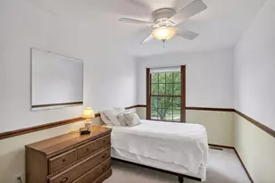 842 Pin Oak Cir, Cary, IL 60013 - Photo 19