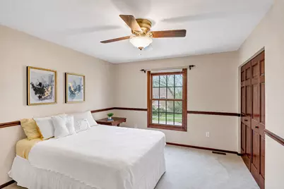 842 Pin Oak Circle, Cary, IL 60013 - Photo 17