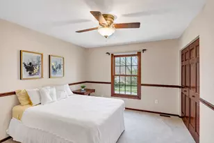 842 Pin Oak Cir, Cary, IL 60013 - Photo 17