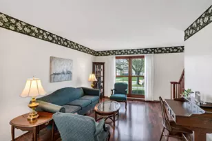 842 Pin Oak Cir, Cary, IL 60013 - Photo 11