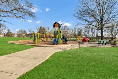 842 Pin Oak Circle, Cary, IL 60013 - Photo 35