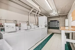 1320 Lore Ln, Lombard, IL 60148 - Photo 11