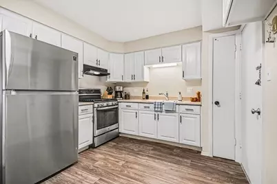 1320 Lore Lane #107B, Lombard, IL 60148 - Photo 3